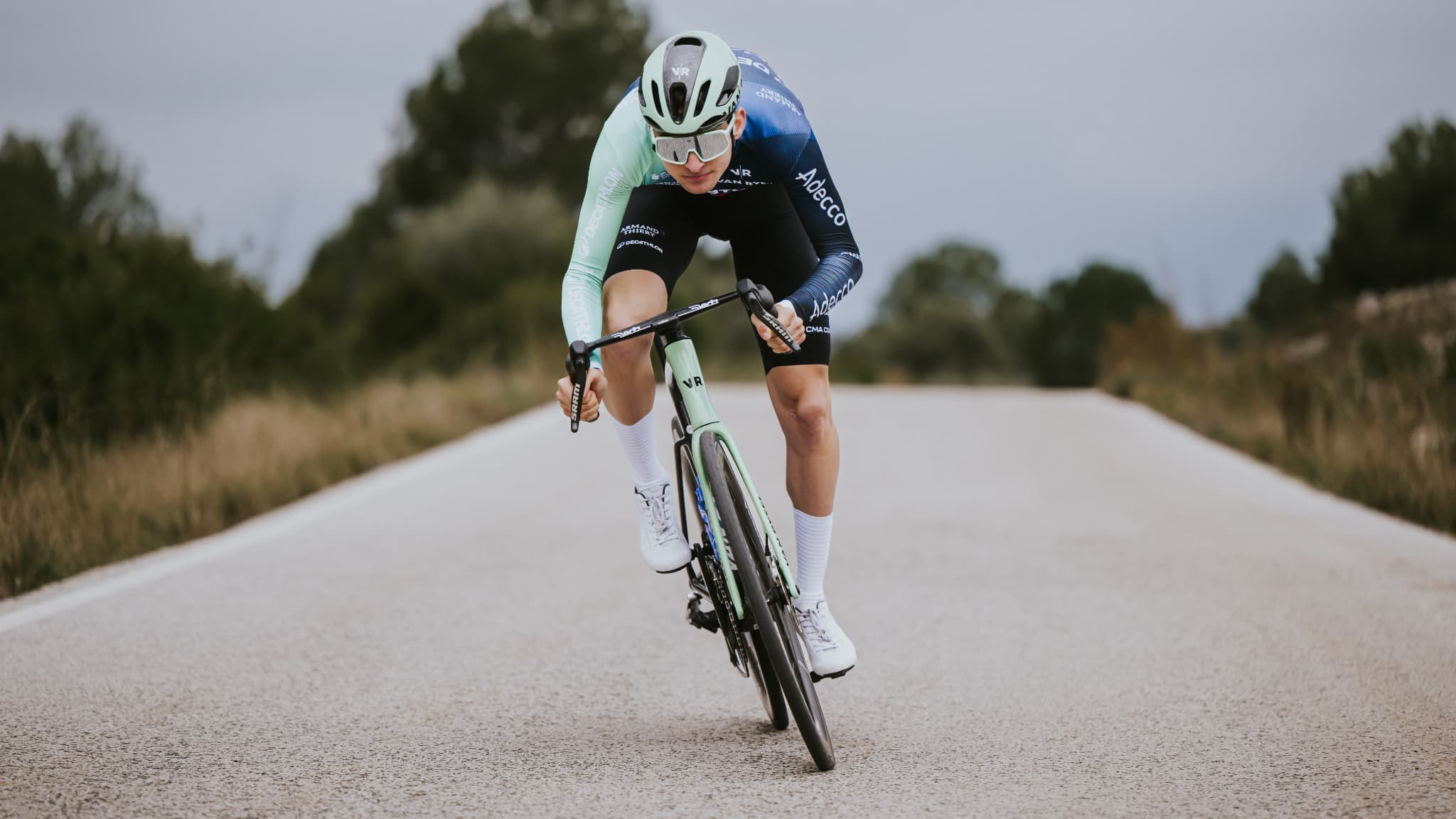 Paul Seixas triomphe en Ardèche : l'excellence française