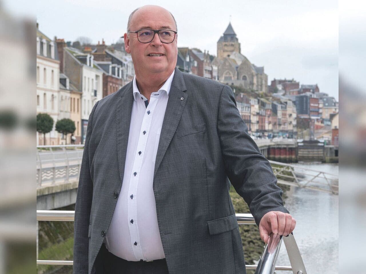 Gouvernance locale française : leçons pour l'Afrique