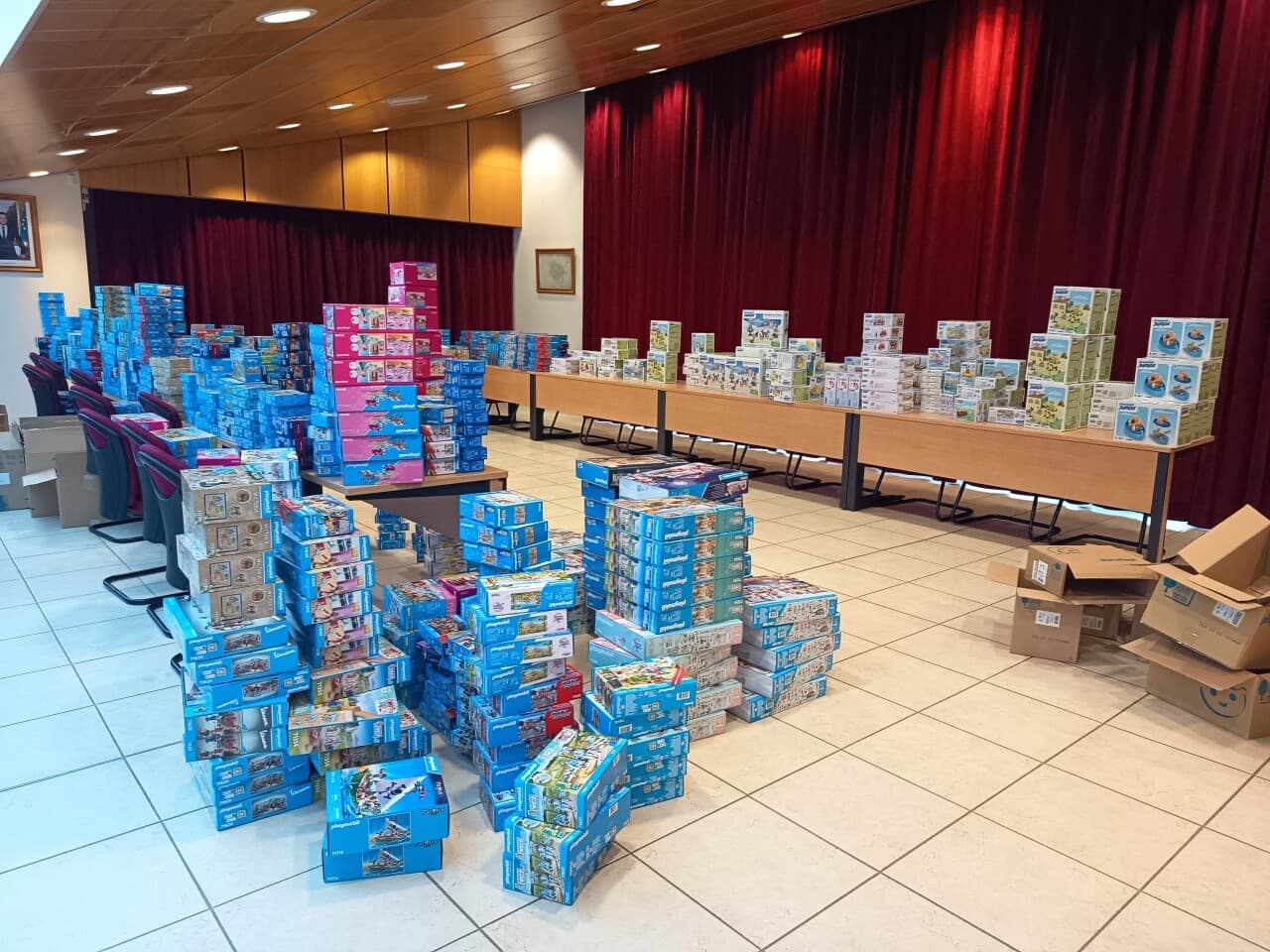 Crise sanitaire en France : hôpitaux saturés et services publics défaillants