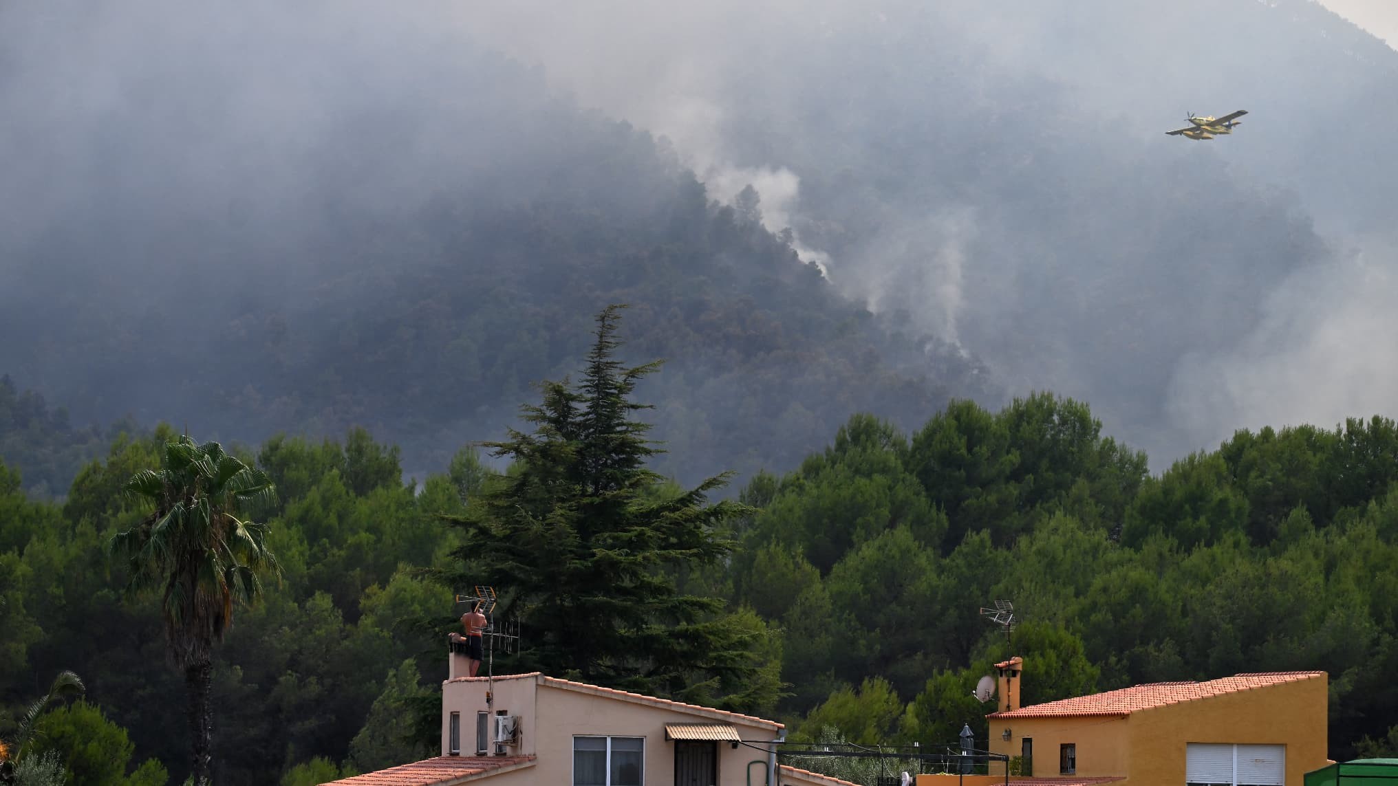 Espagne : la lutte contre les incendies s’apaise, mais une nouvelle vague de chaleur menace la péninsule ibérique