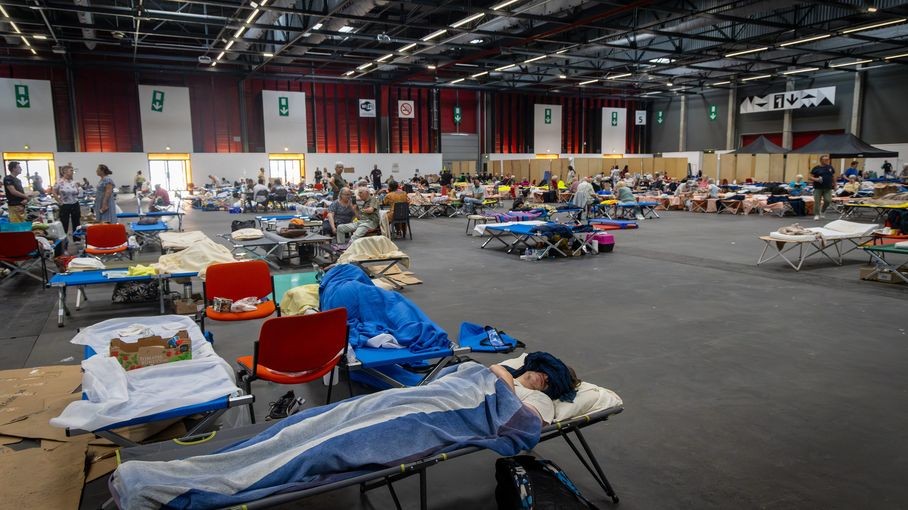 Quand l’exil forcé révèle les fractures de la solidarité : leçons d’un incendie en Gironde