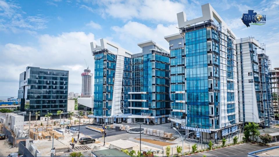 Cité Émeraude : 700 bureaux pour l'État, mais selon quels critères ?