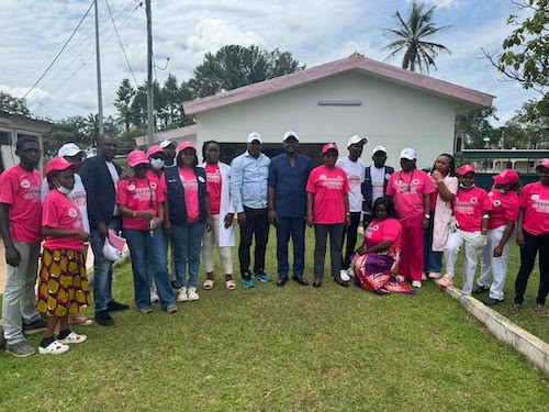 Bakoumba : Octobre Rose s'installe dans la Lékoko avec une caravane médicale